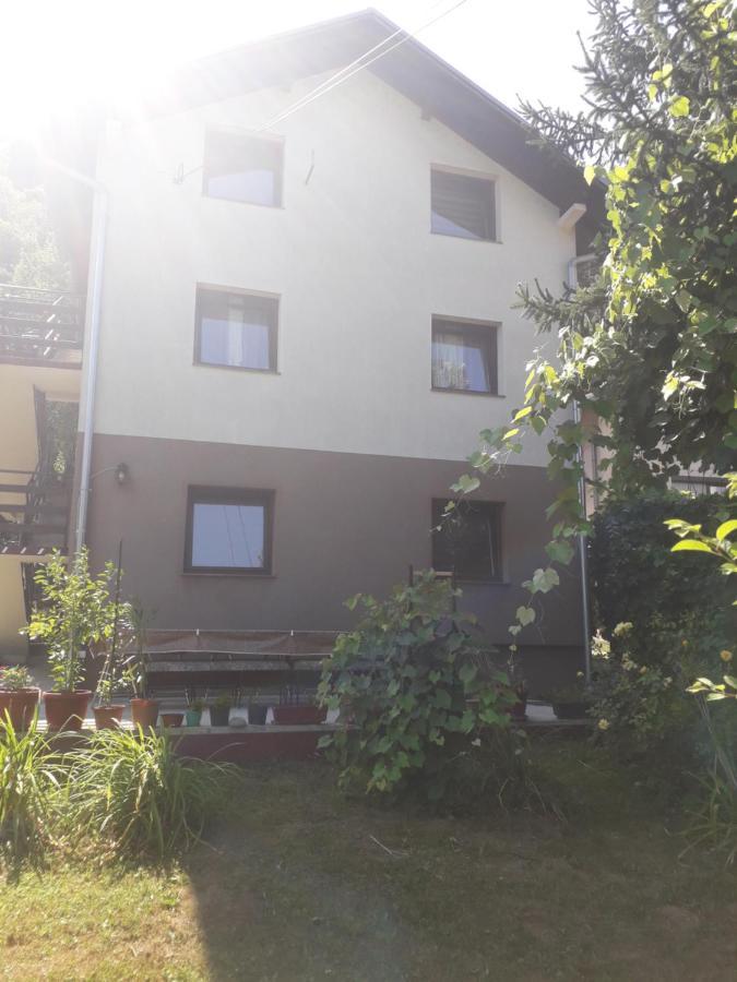 Hostel Topic Μπάνια Λούκα Εξωτερικό φωτογραφία