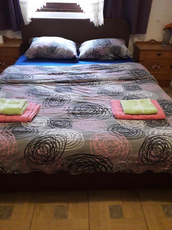 Hostel Topic Μπάνια Λούκα Εξωτερικό φωτογραφία